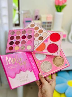 Eyeshadow